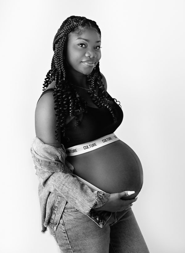 maternity photographer ipswich black and white underwear