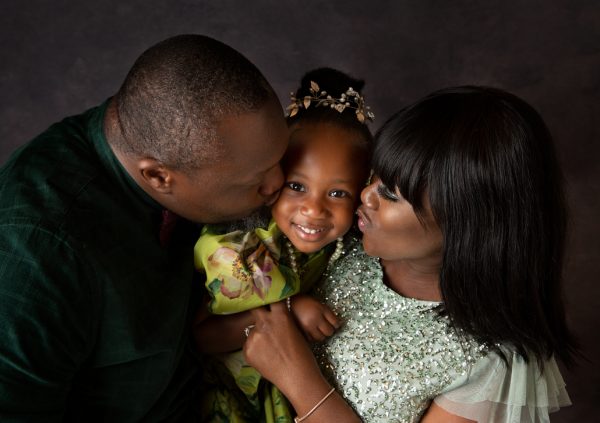 newborn and family photographer ipswich family image