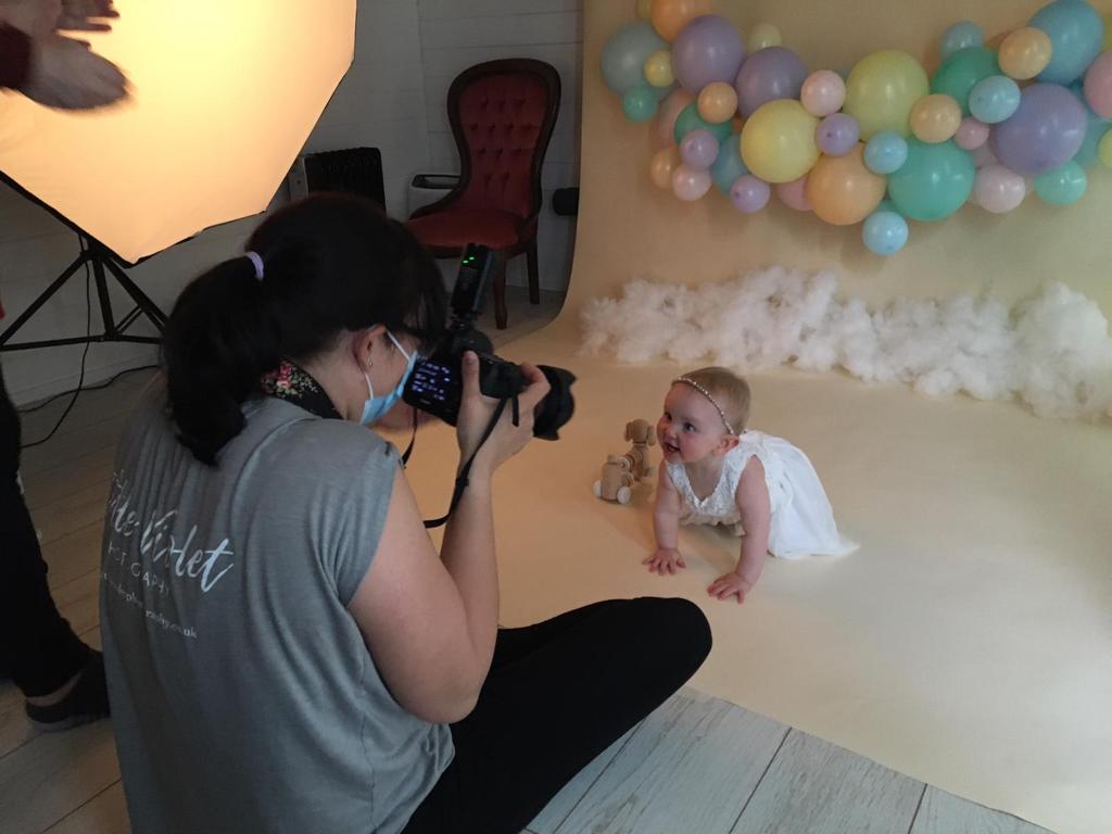 cake smash photographer ipswich behind the scenes 1 cake smash photographer ipswich behind the scenes 1